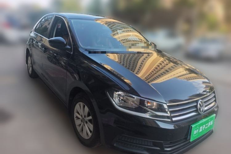 Used Volkswagen Santana 2016 1.4L Manual Fashion Edition Front Right 45 Deg