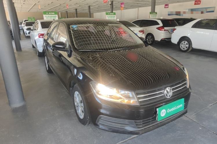 Used Volkswagen Santana 2016 1.4L Manual Fashion Edition Front Right 45 Deg