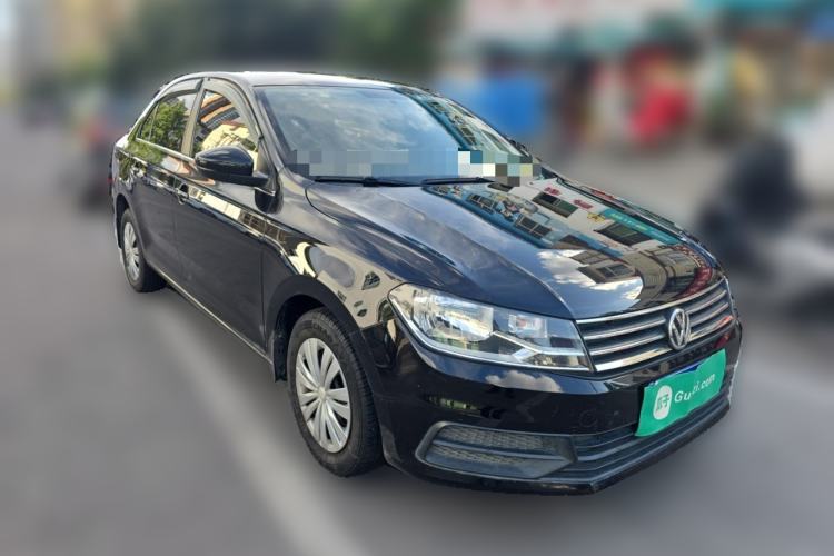 Used Volkswagen Santana 2016 1.4L Manual Fashion Edition Front Right 45 Deg