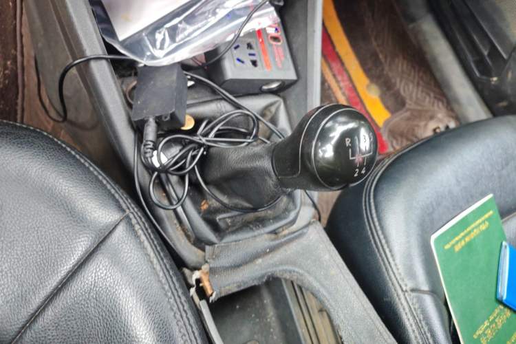 Used Volkswagen Santana 2016 1.6L Manual Fashion Edition Gear Lever
