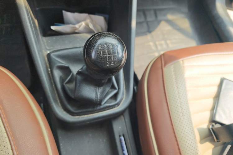 Used Volkswagen Santana 2016 1.4L Manual Fashion Edition Gear Lever