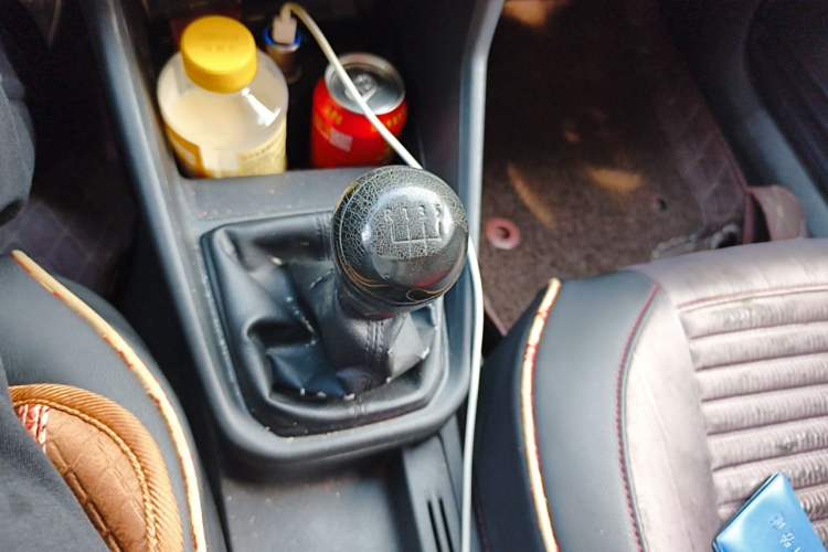 Used Volkswagen Santana 2016 1.6L Manual Fashion Edition Gear Lever