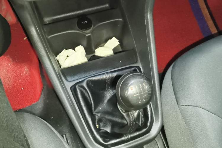 Used Volkswagen Santana 2016 1.6L Manual Fashion Edition Gear Lever