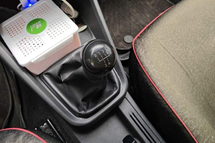 Used Volkswagen Santana 2016 1.6L Manual Fashion Edition Gear Lever