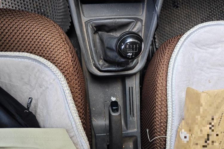 Used Volkswagen Santana 2016 1.4L Manual Fashion Edition Gear Lever