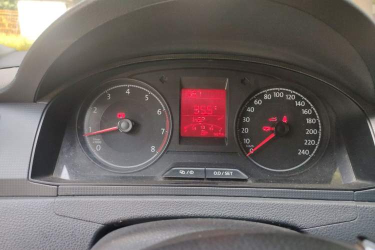 Used Volkswagen Santana 2016 1.6L Manual Fashion Edition Instrument Cluster