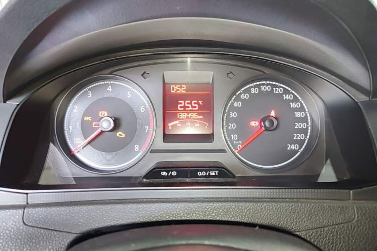 Used Volkswagen Santana 2016 1.4L Manual Fashion Edition Instrument Cluster