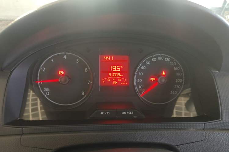 Used Volkswagen Santana 2016 1.4L Manual Fashion Edition Instrument Cluster