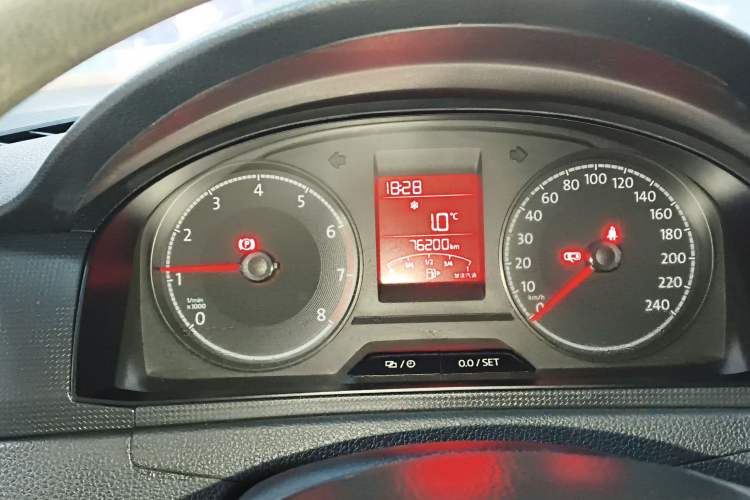 Used Volkswagen Santana 2016 1.6L Manual Fashion Edition Instrument Cluster