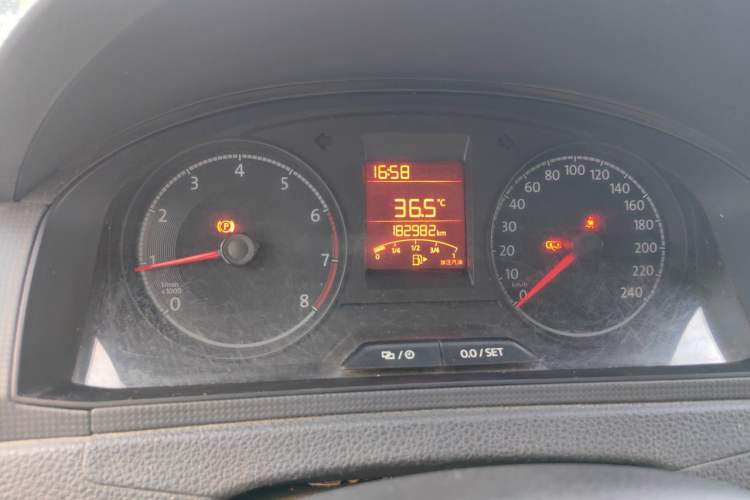 Used Volkswagen Santana 2016 1.6L Manual Fashion Edition Instrument Cluster