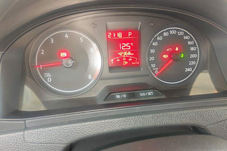 Used Volkswagen Santana 2016 1.6L Automatic Fashion Edition Instrument Cluster