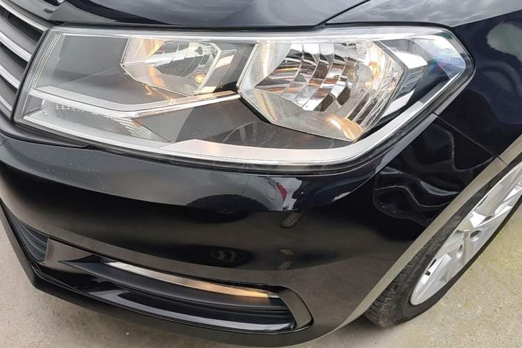 Used Volkswagen Santana 2016 1.6L Manual Comfort Edition Left Front Headlight