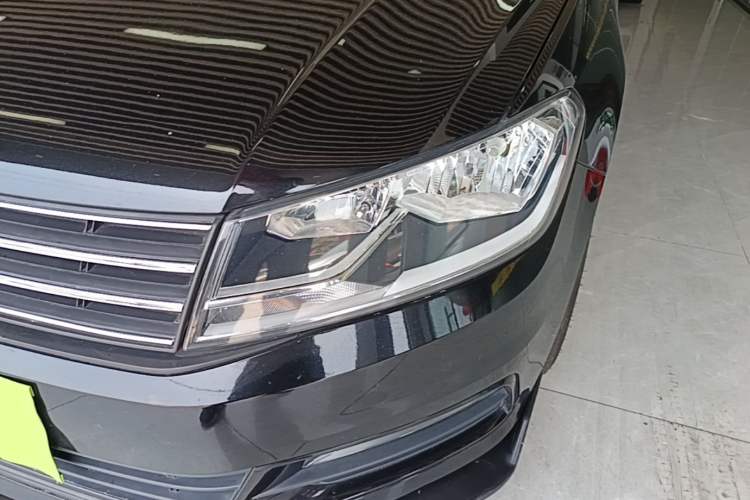 Used Volkswagen Santana 2016 1.6L Automatic Comfort Edition Left Front Headlight