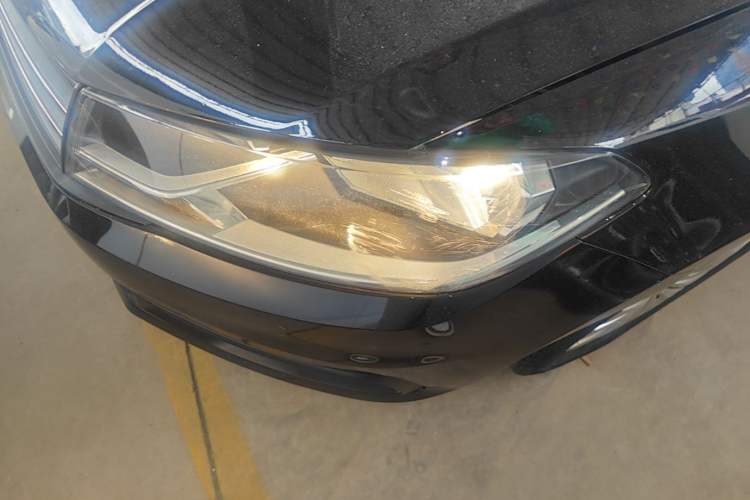Used Volkswagen Santana 2016 1.6L Automatic Fashion Edition Left Front Headlight