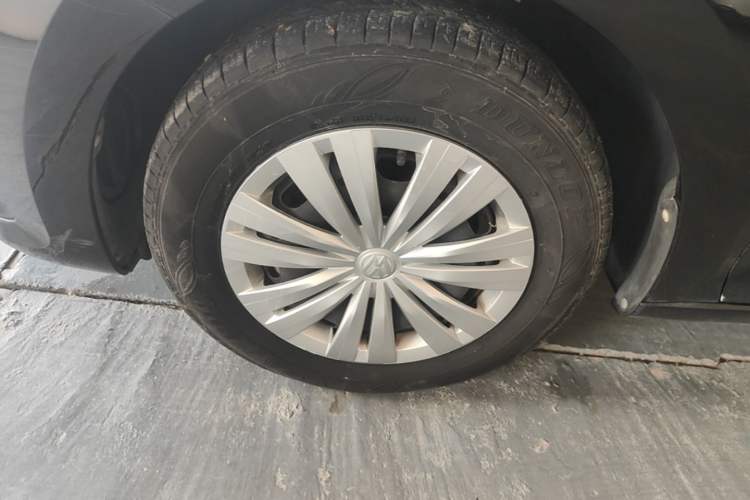 Used Volkswagen Santana 2016 1.4L Manual Fashion Edition Left Front Wheel Hub
