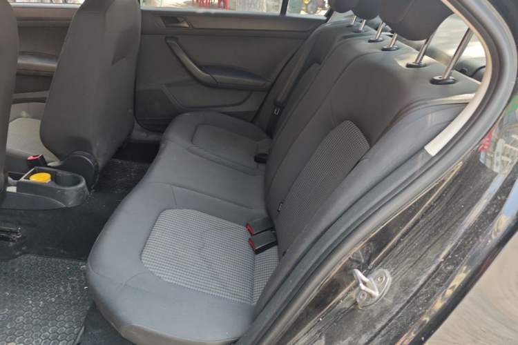 Used Volkswagen Santana 2016 1.4L Manual Fashion Edition Left Rear Seat