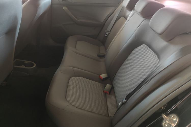 Used Volkswagen Santana 2016 1.4L Manual Fashion Edition Left Rear Seat