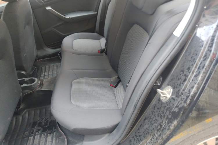 Used Volkswagen Santana 2016 1.6L Manual Fashion Edition Left Rear Seat