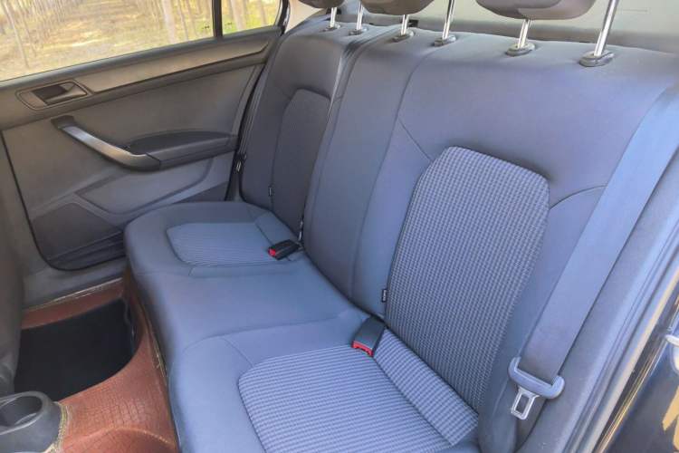 Used Volkswagen Santana 2016 1.6L Manual Fashion Edition Left Rear Seat
