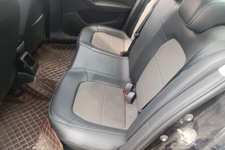Used Volkswagen Santana 2016 1.6L Manual Comfort Edition Left Rear Seat