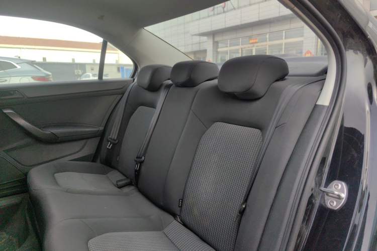 Used Volkswagen Santana 2016 1.6L Manual Fashion Edition Left Rear Seat