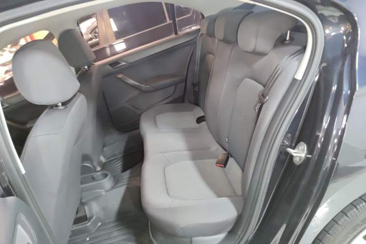 Used Volkswagen Santana 2016 1.4L Manual Fashion Edition Left Rear Seat