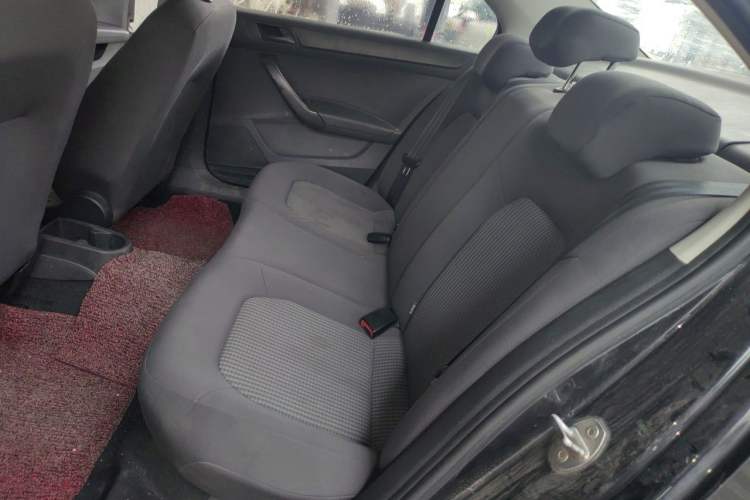 Used Volkswagen Santana 2016 1.6L Manual Fashion Edition Left Rear Seat