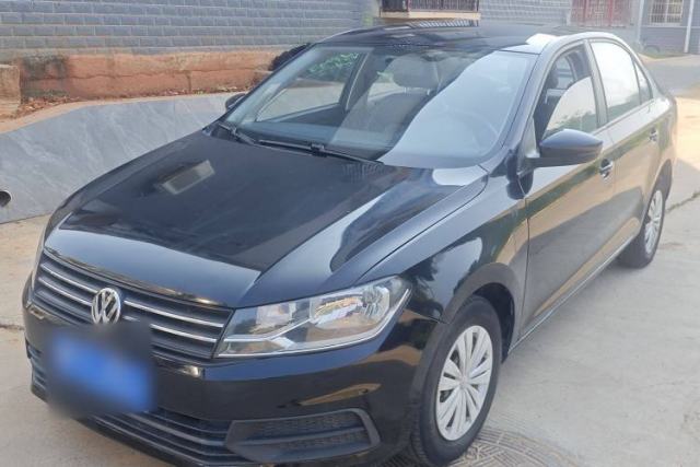 Ojetý Volkswagen Santana 2016 1.4L Manual Fashion Edition