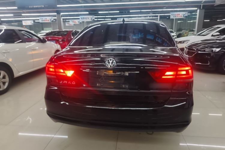 Used Volkswagen Santana 2016 1.4L Manual Fashion Edition Rear