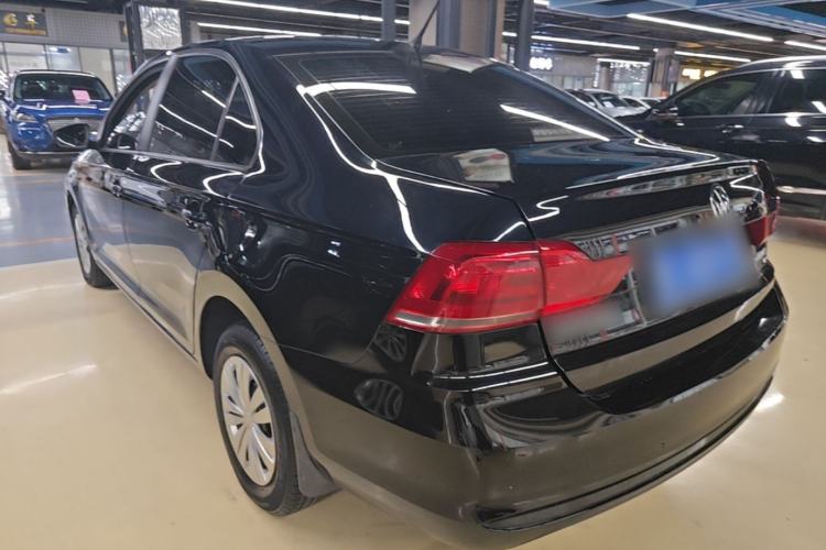 Used Volkswagen Santana 2016 1.6L Manual Fashion Edition Rear Left 45 Deg