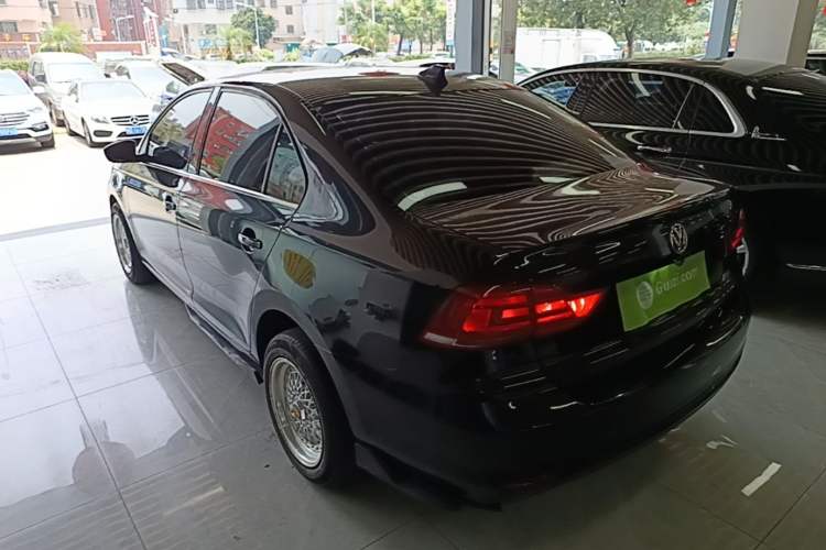 Used Volkswagen Santana 2016 1.6L Automatic Comfort Edition Rear Left 45 Deg