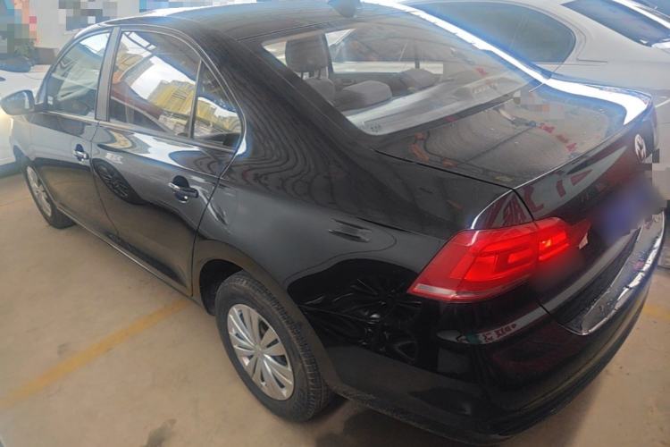 Used Volkswagen Santana 2016 1.6L Automatic Fashion Edition Rear Left 45 Deg