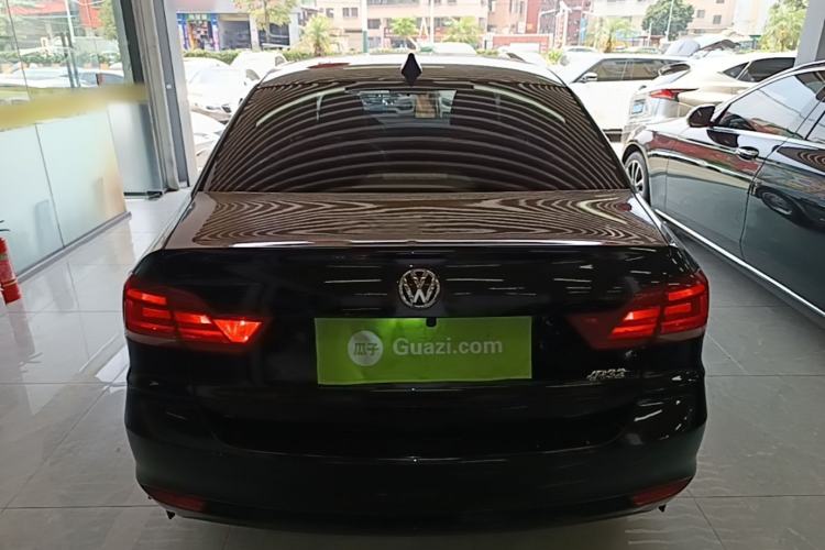 Used Volkswagen Santana 2016 1.6L Automatic Comfort Edition Rear