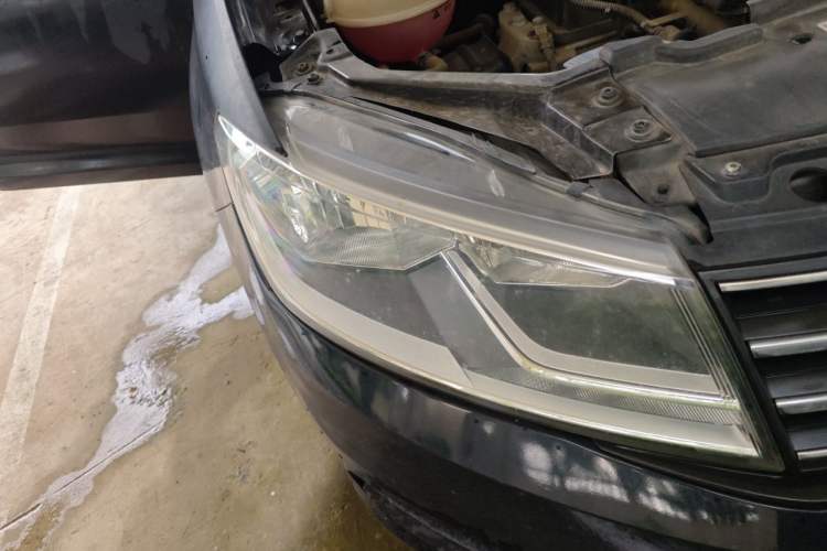 Used Volkswagen Santana 2016 1.6L Manual Comfort Edition Right Front Headlight