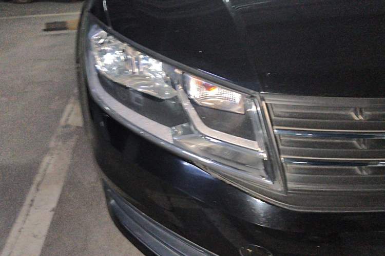 Used Volkswagen Santana 2016 1.4L Manual Fashion Edition Right Front Headlight