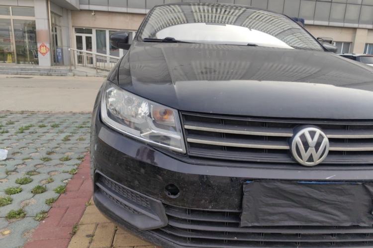 Used Volkswagen Santana 2016 1.6L Manual Fashion Edition Right Front Headlight