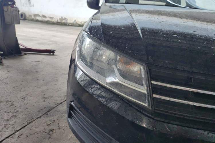 Used Volkswagen Santana 2016 1.6L Manual Fashion Edition Right Front Headlight