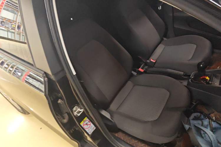 Used Volkswagen Santana 2016 1.6L Manual Fashion Edition Right Front Seat