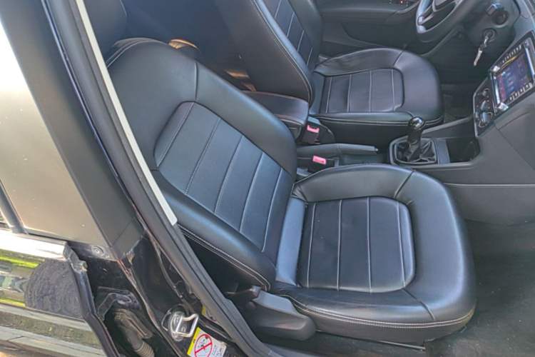 Used Volkswagen Santana 2016 1.6L Manual Fashion Edition Right Front Seat