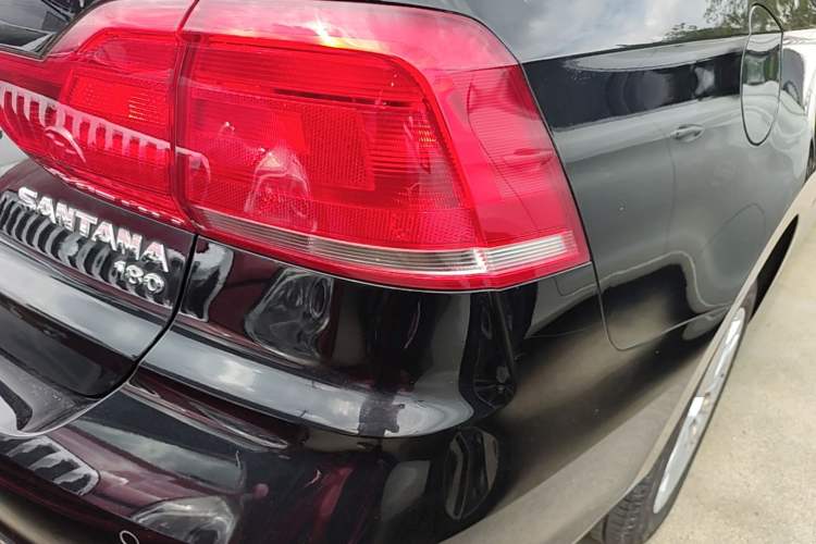 Used Volkswagen Santana 2016 1.6L Manual Comfort Edition Right Rear Taillight