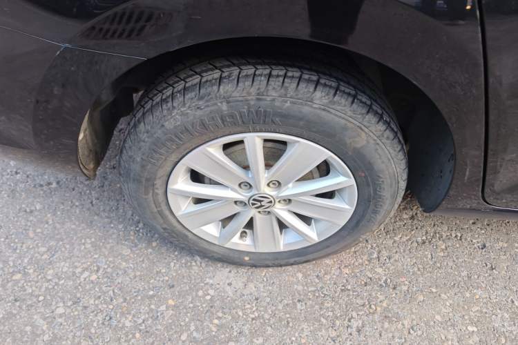 Used Volkswagen Santana 2016 1.6L Manual Fashion Edition Right Rear Wheel Hub