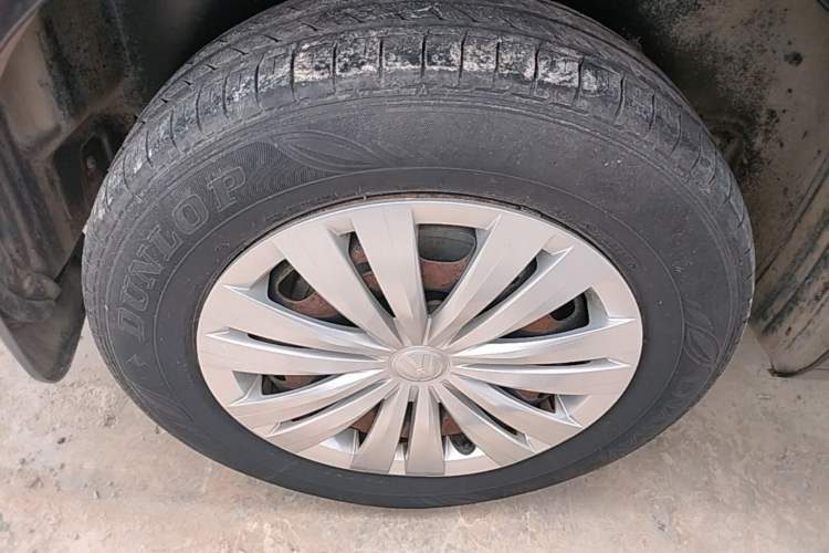 Used Volkswagen Santana 2016 1.4L Manual Fashion Edition Right Rear Wheel Hub