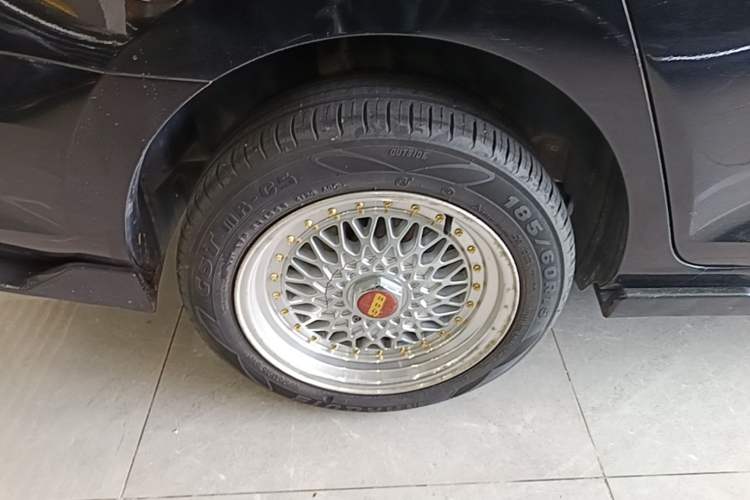 Used Volkswagen Santana 2016 1.6L Automatic Comfort Edition Right Rear Wheel Hub