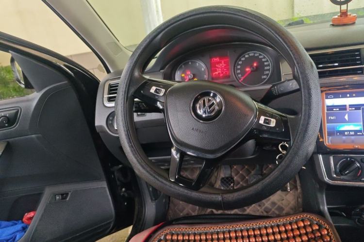 Used Volkswagen Santana 2016 1.6L Manual Comfort Edition Steering Wheel