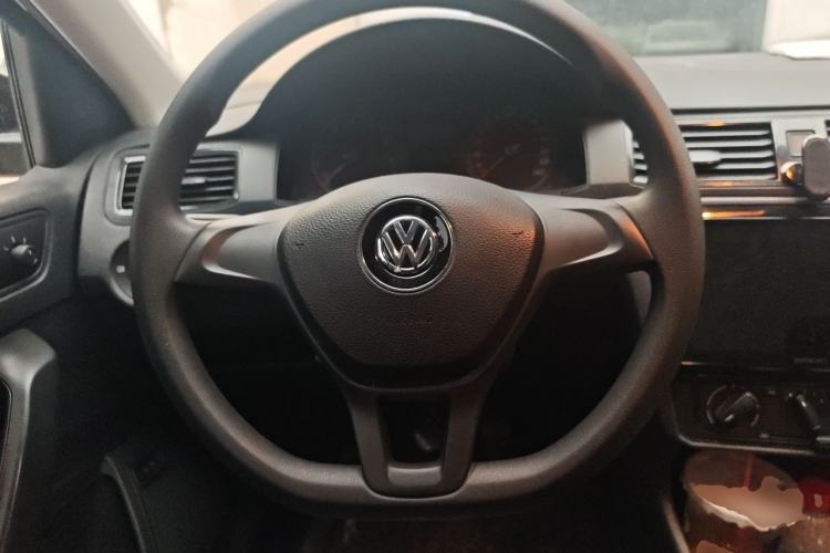 Used Volkswagen Santana 2016 1.6L Manual Fashion Edition Steering Wheel