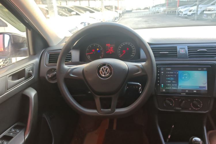 Used Volkswagen Santana 2016 1.6L Manual Fashion Edition Steering Wheel