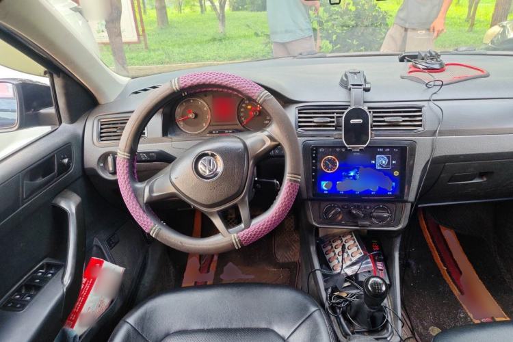 Used Volkswagen Santana 2016 1.6L Manual Fashion Edition Steering Wheel