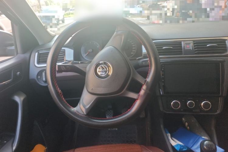 Used Volkswagen Santana 2016 1.4L Manual Fashion Edition Steering Wheel
