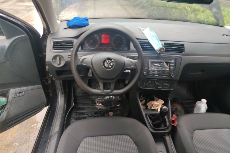Used Volkswagen Santana 2016 1.6L Manual Fashion Edition Steering Wheel
