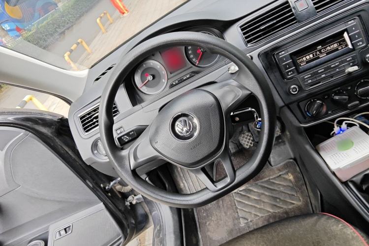 Used Volkswagen Santana 2016 1.6L Manual Fashion Edition Steering Wheel